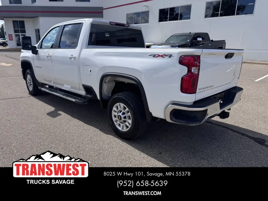 2024 Chevrolet 2500 | Photo 13 of 14