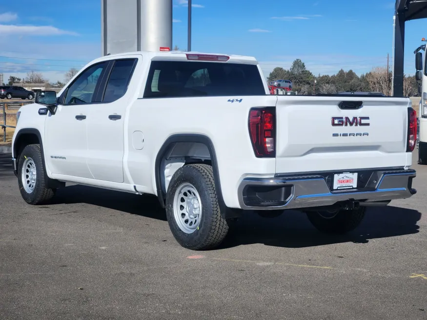2026 GMC Sierra 1500 Pro | Photo 3 of 20