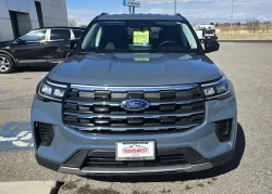 2025 Ford Explorer | Thumbnail Photo 2 of 30