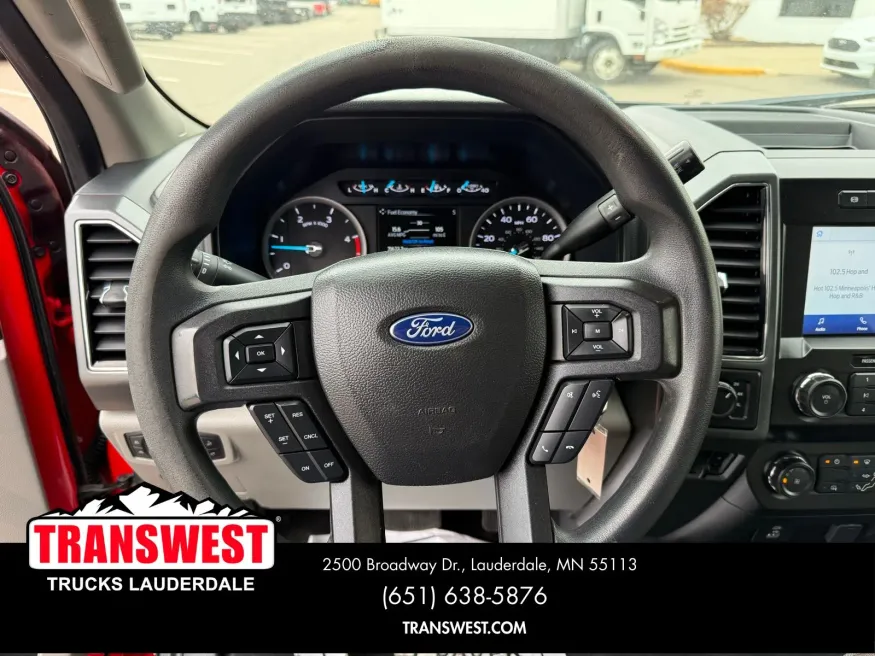 2022 Ford Super Duty F-350 XLT | Photo 11 of 21