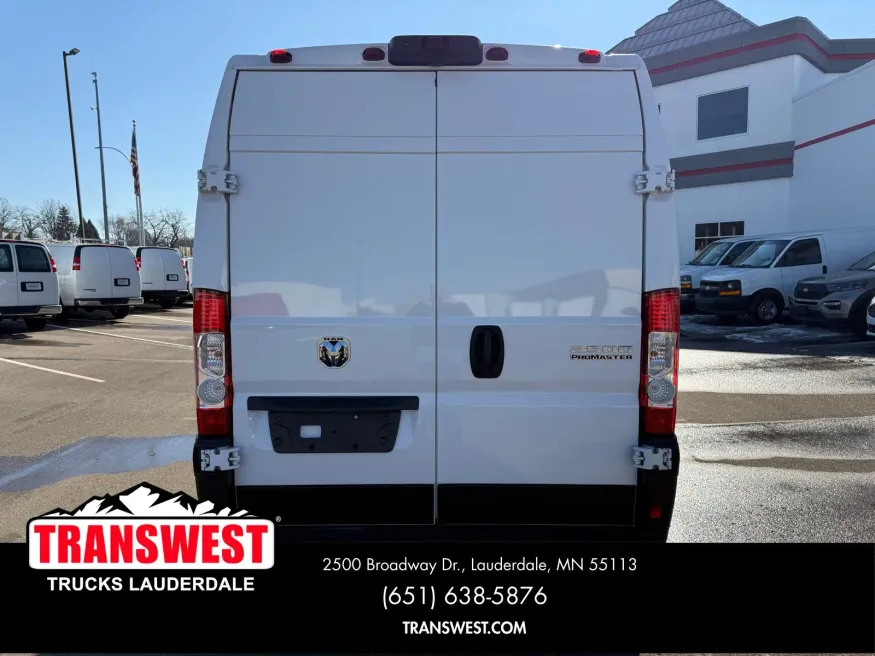 2025 RAM ProMaster 2500 High Roof | Photo 13 of 21