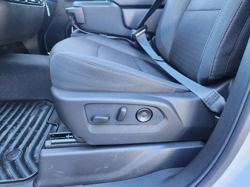 2026 GMC Sierra 1500 Elevation | Photo 9 of 23