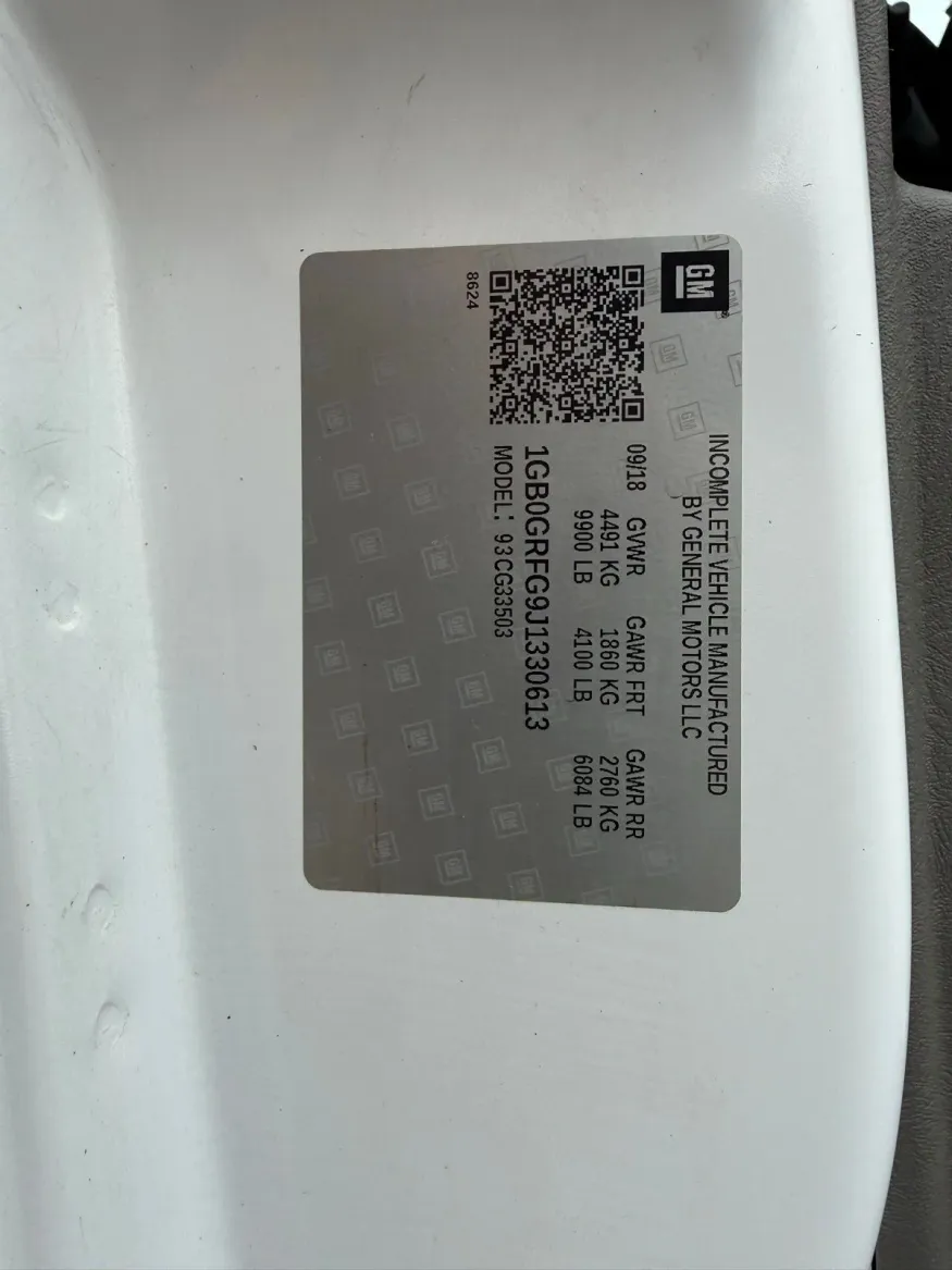 2018 Chevrolet Express 3500 Work Van | Photo 17 of 19