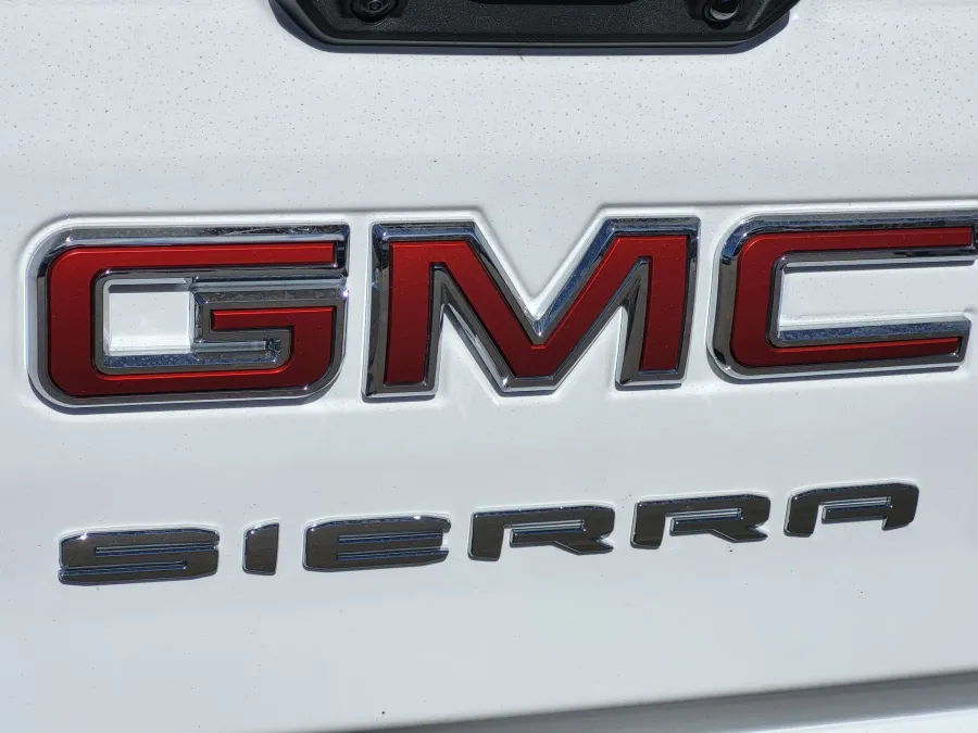 2026 GMC Sierra 2500HD Pro | Photo 9 of 24