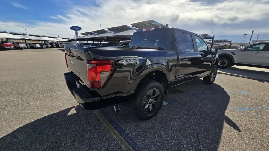 2025 Ford F-150 | Photo 5 of 22