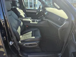 2025 Jeep Wagoneer L Base | Thumbnail Photo 24 of 34