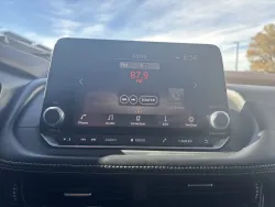 2021 Nissan Rogue SV | Thumbnail Photo 15 of 20