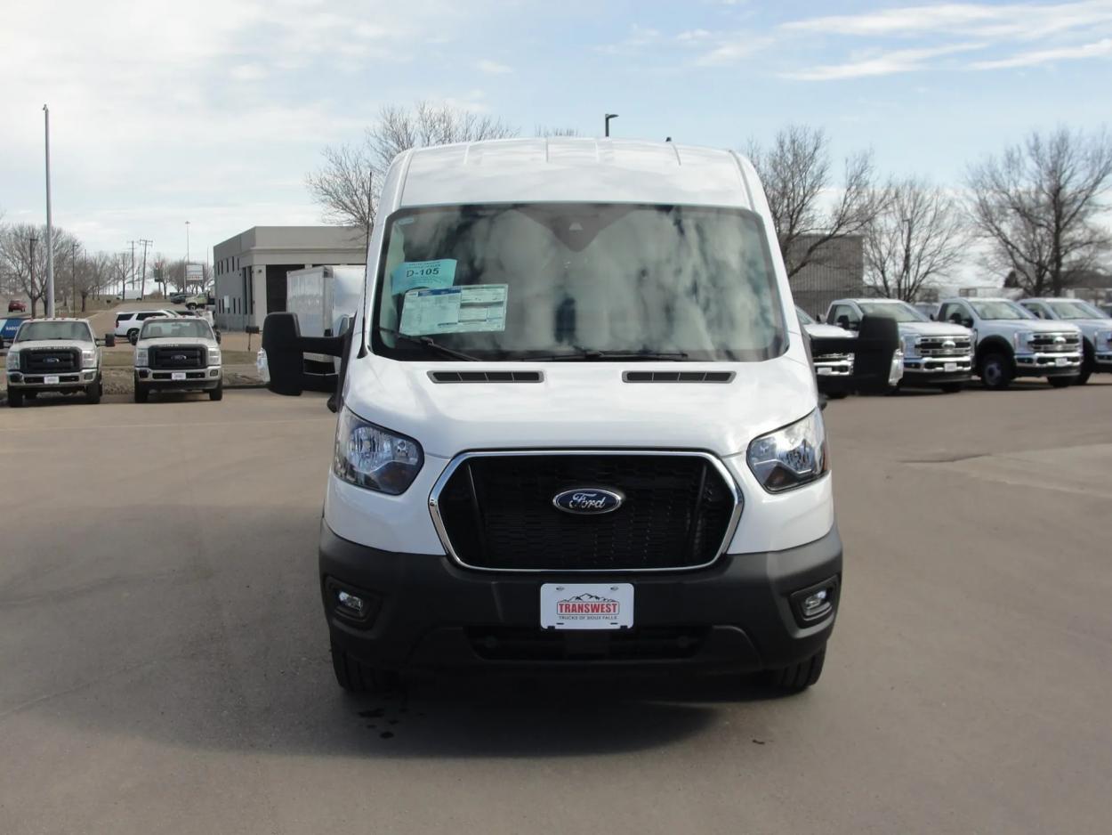 2024 Ford Transit | Photo 8 of 16