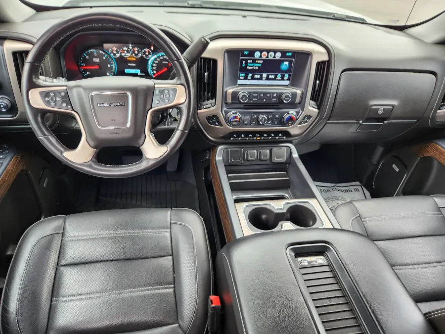 2018 GMC Sierra 1500 Denali | Photo 11 of 29