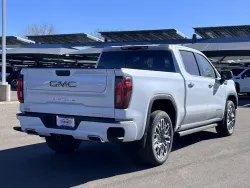 2026 GMC Sierra 1500 Denali Ultimate | Thumbnail Photo 2 of 28