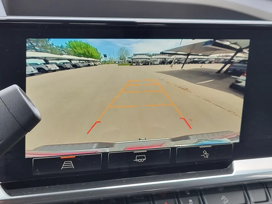 2026 GMC Sierra 2500HD SLE | Photo 15 of 24