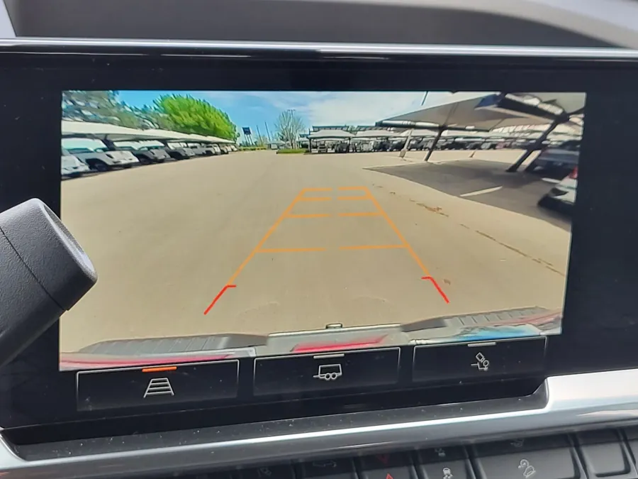 2026 GMC Sierra 2500HD SLE | Photo 15 of 24