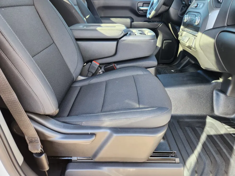 2026 GMC Sierra 2500HD Pro | Photo 16 of 29