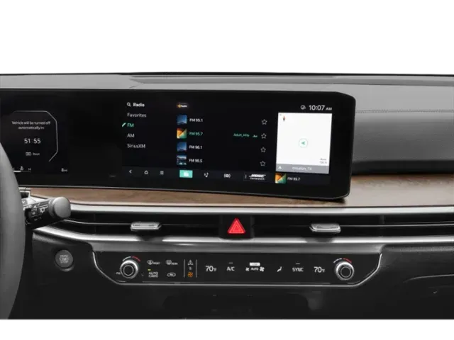 2024 Kia Sorento | Photo 6 of 13