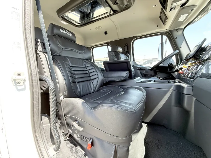 2026 Freightliner M2 112 SUMMIT HAULER | Photo 23 of 25