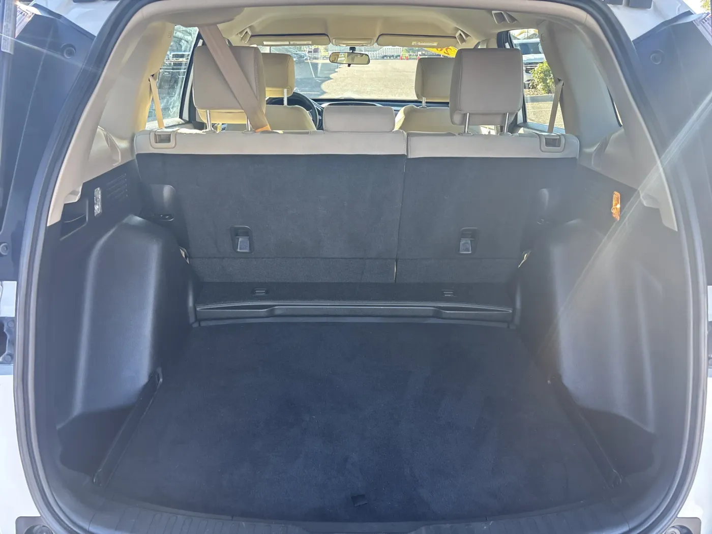 2019 Honda CR-V LX | Photo 5 of 15