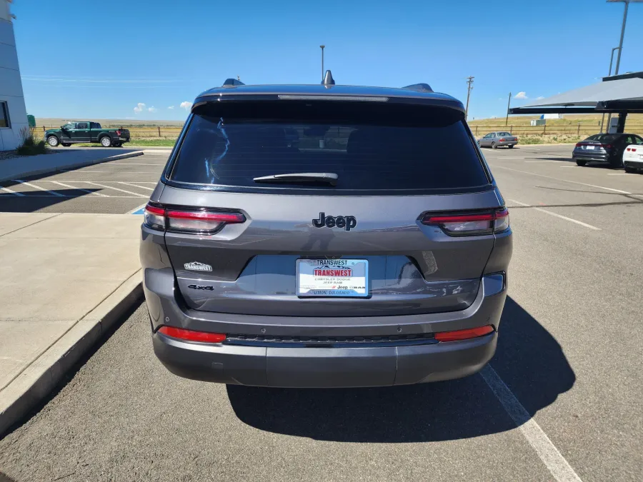 2024 Jeep Grand Cherokee L Altitude X | Photo 6 of 28