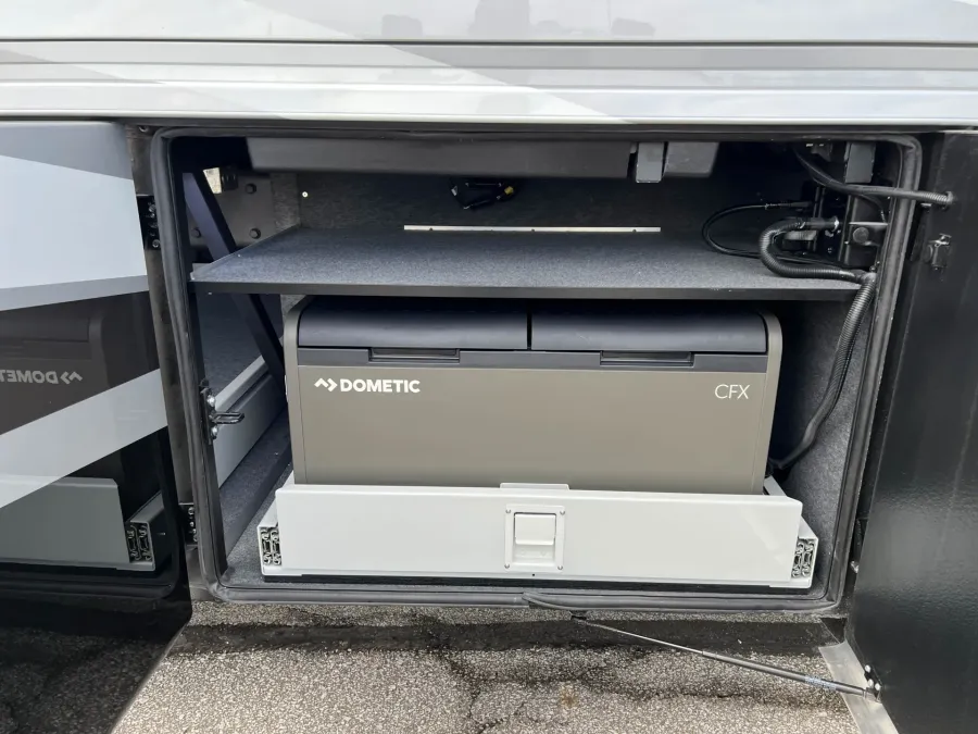 2026 Newmar Mountain Aire 4118 | Photo 39 of 44