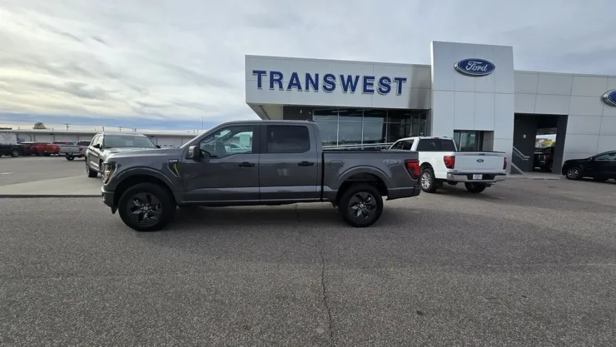 2025 Ford F-150 | Photo 1 of 30