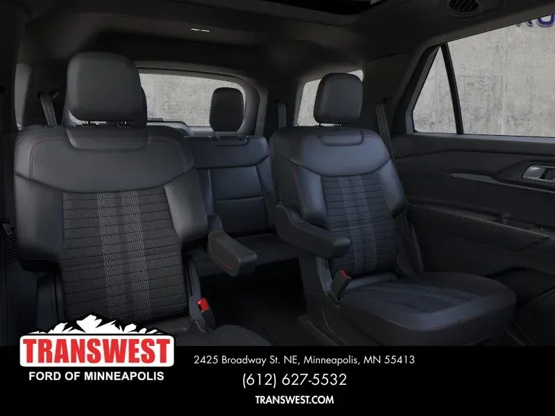2026 Ford Explorer ST-Line | Photo 10 of 23