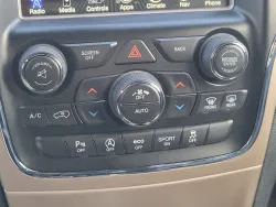 2017 Jeep Grand Cherokee Limited | Thumbnail Photo 15 of 32