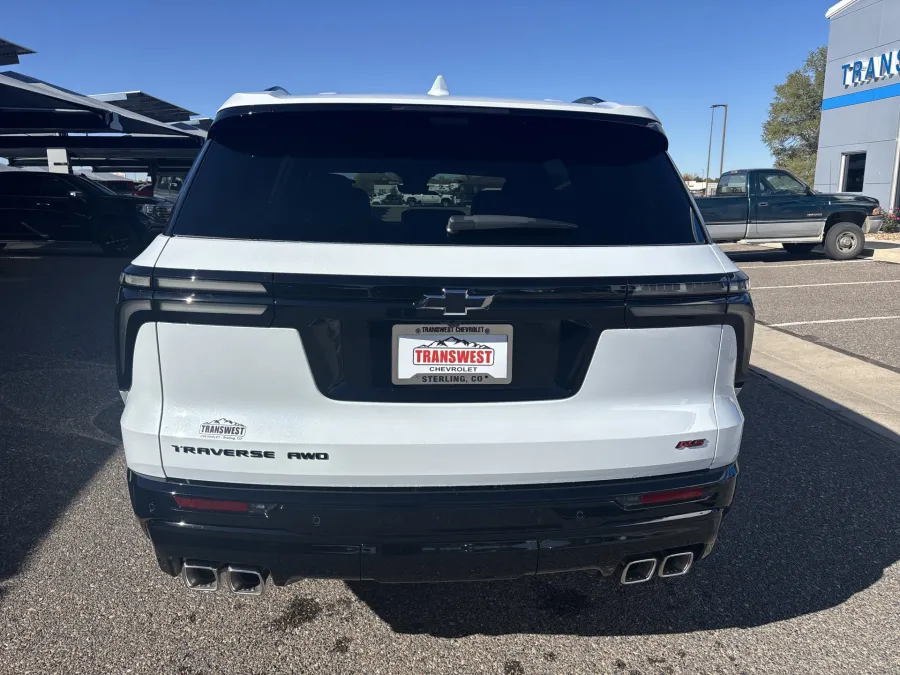 2026 Chevrolet Traverse AWD RS | Photo 3 of 23