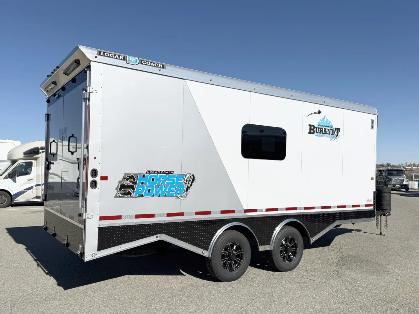 2026 Logan Coach Horse Power | Photo 4 of 21