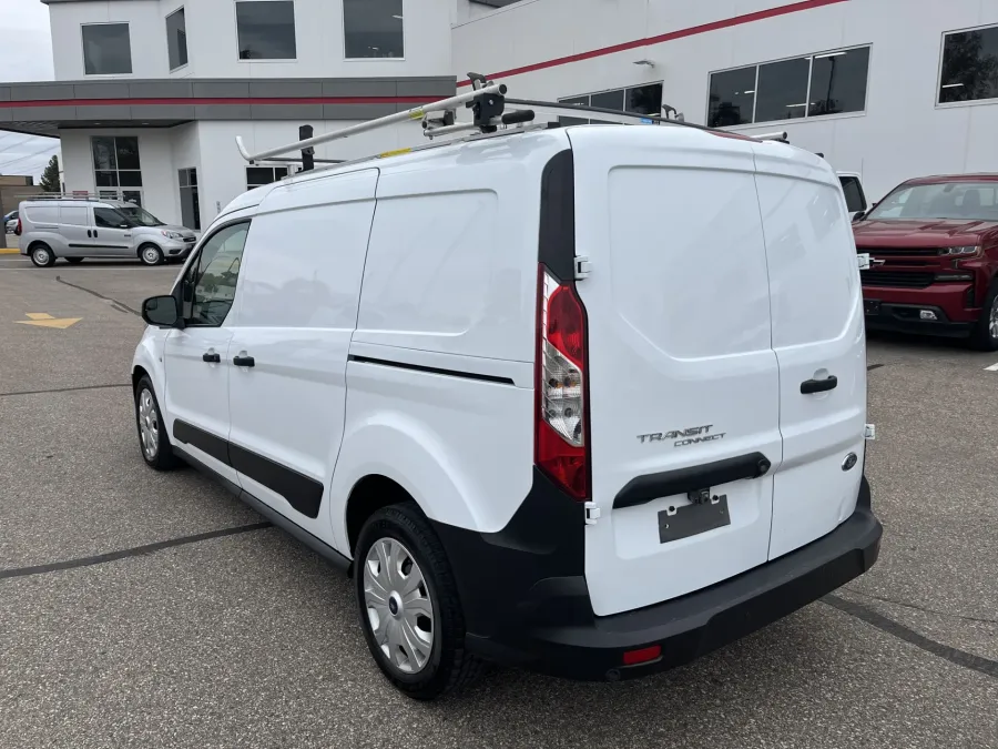 2022 Ford Transit Connect XL | Photo 3 of 21