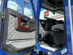 2023 Freightliner 122SD | Thumbnail Photo 12 of 18