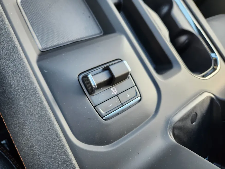 2026 GMC Sierra 2500HD AT4 | Photo 26 of 31