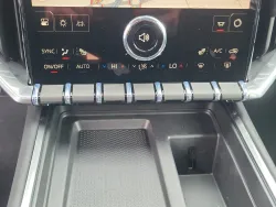 2026 GMC Acadia AWD Elevation | Thumbnail Photo 17 of 24