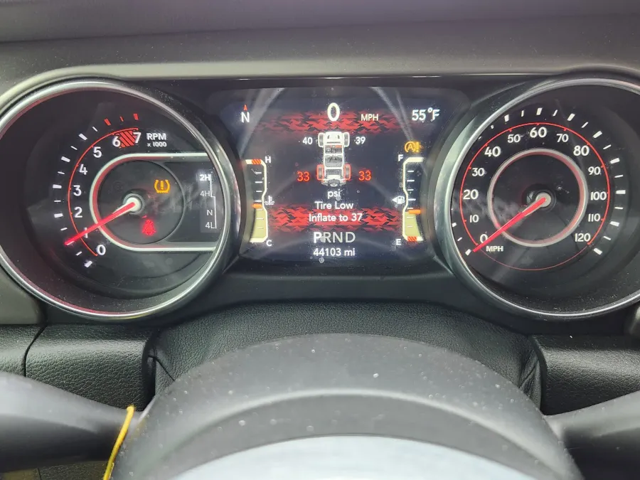 2021 Jeep Wrangler Unlimited Rubicon | Photo 18 of 25