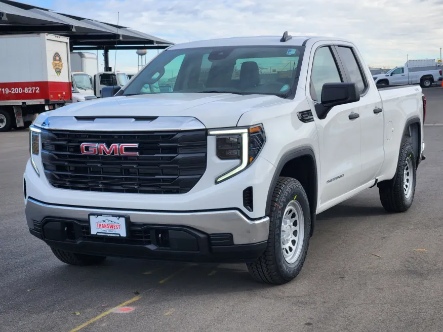 2026 GMC Sierra 1500 Pro | Photo 2 of 20