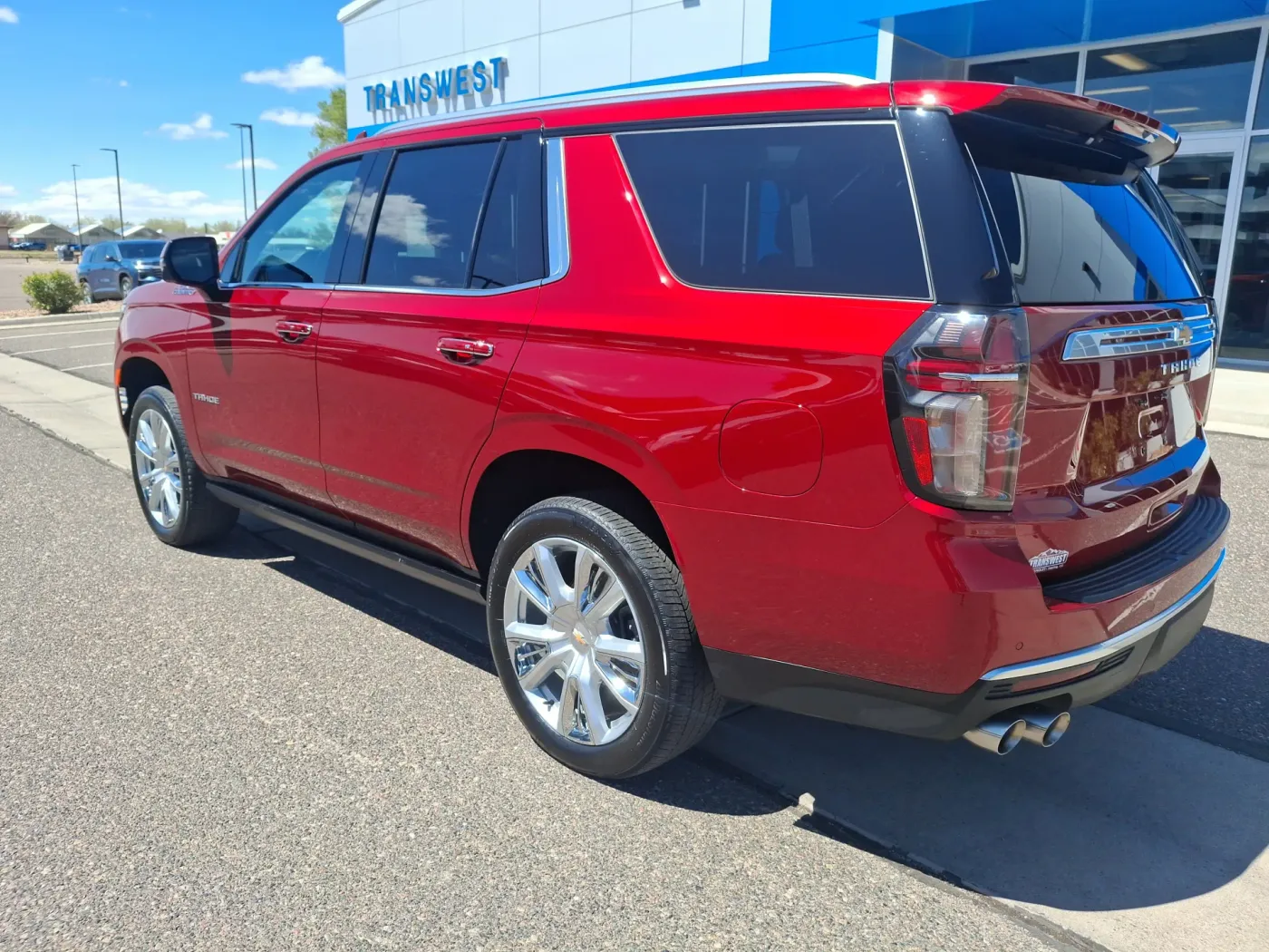 2023 Chevrolet Tahoe High Country | Photo 2 of 23