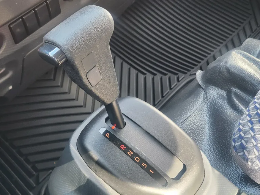 2026 Isuzu NPR-HD | Photo 10 of 20