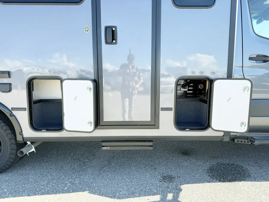 2026 Winnebago EKKO 23B | Photo 20 of 23