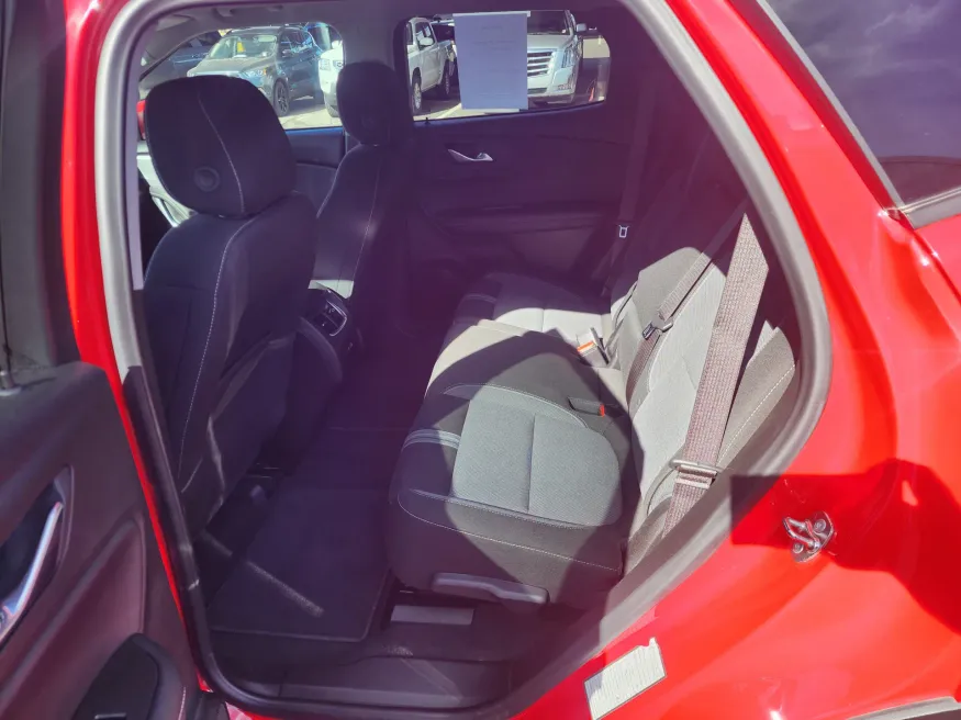 2023 Chevrolet Blazer LT | Photo 11 of 24