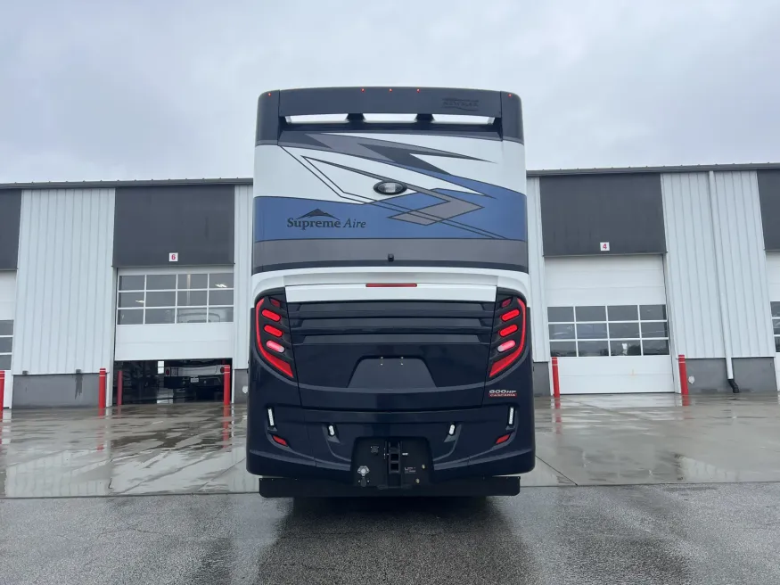 2026 Newmar Supreme Aire 4505 | Photo 5 of 27