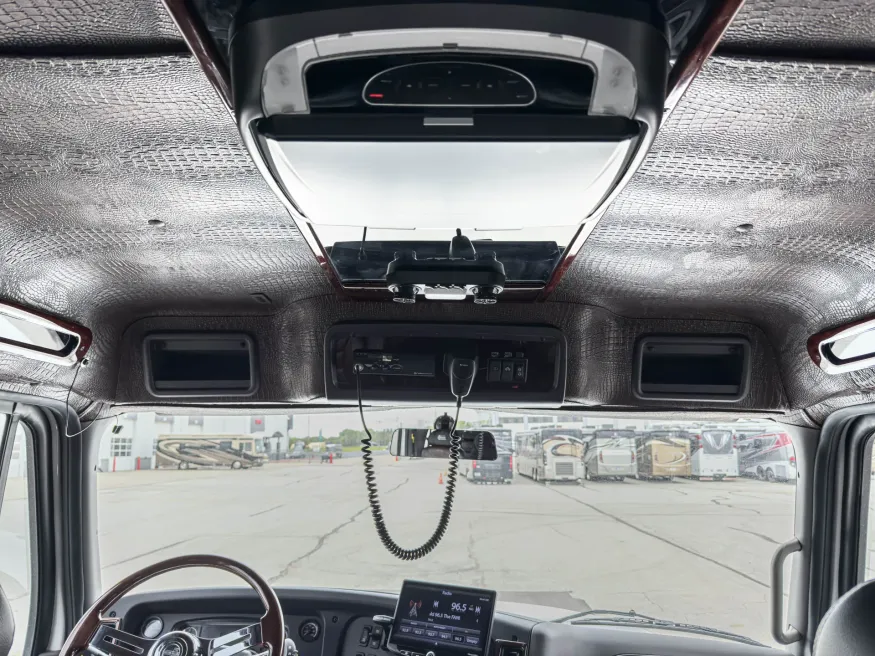 2022 Freightliner M2 112 Western Hauler | Photo 12 of 19