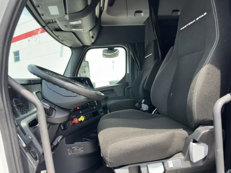 2022 Western Star 49X | Photo 10 of 18