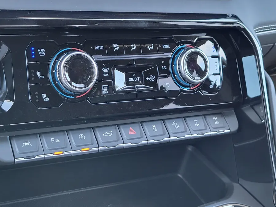 2026 GMC Sierra 1500 AT4X | Photo 17 of 27