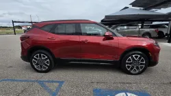 2023 Chevrolet Blazer | Thumbnail Photo 4 of 32