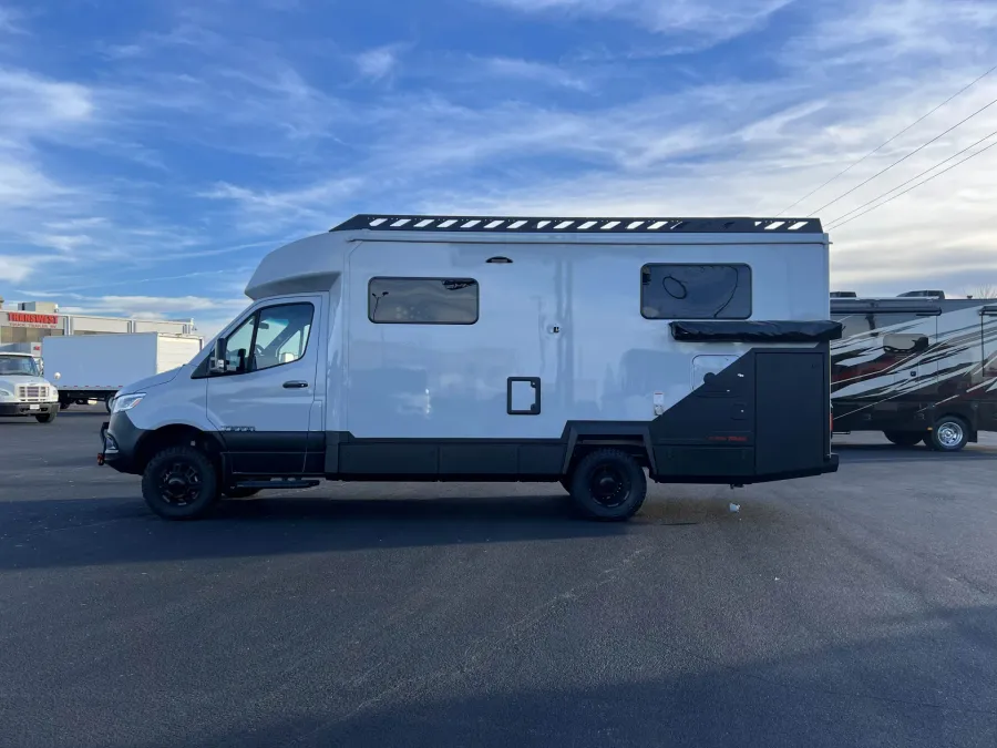 2026 Tiffin Open Trail 25AO | Photo 4 of 30