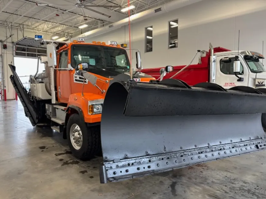 2021 Western Star 4700 | Photo 2 of 14