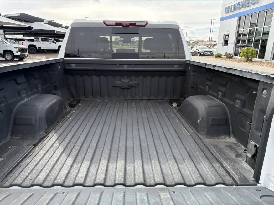 2024 Chevrolet Silverado 1500 LTZ | Photo 8 of 20