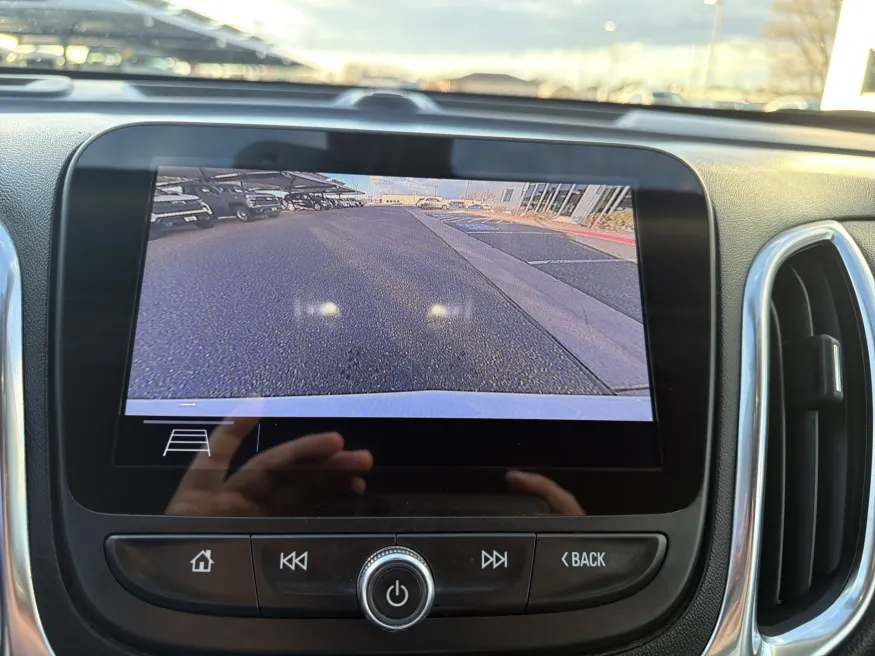 2021 Chevrolet Equinox LT | Photo 16 of 21