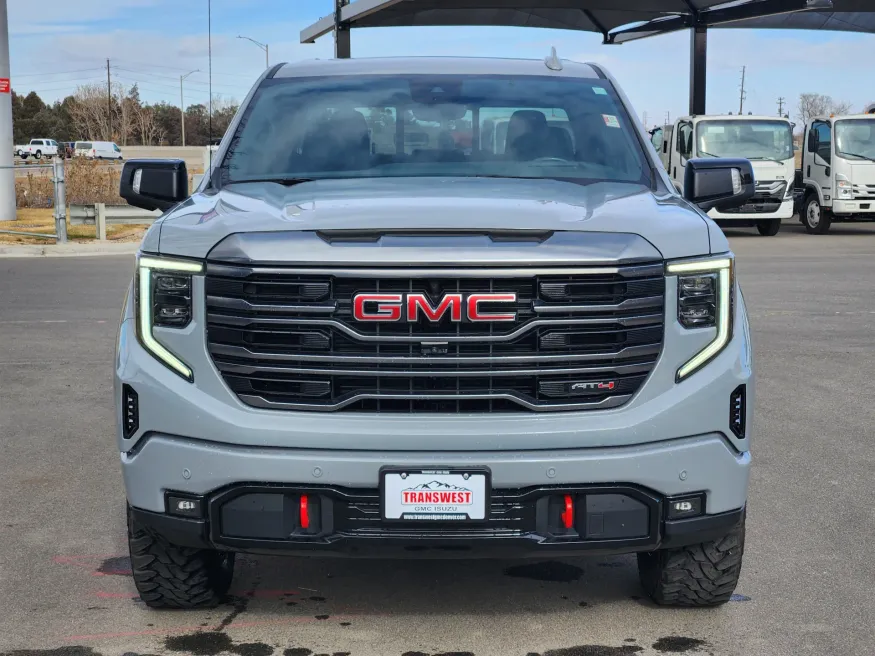 2024 GMC Sierra 1500 AT4 | Photo 5 of 6