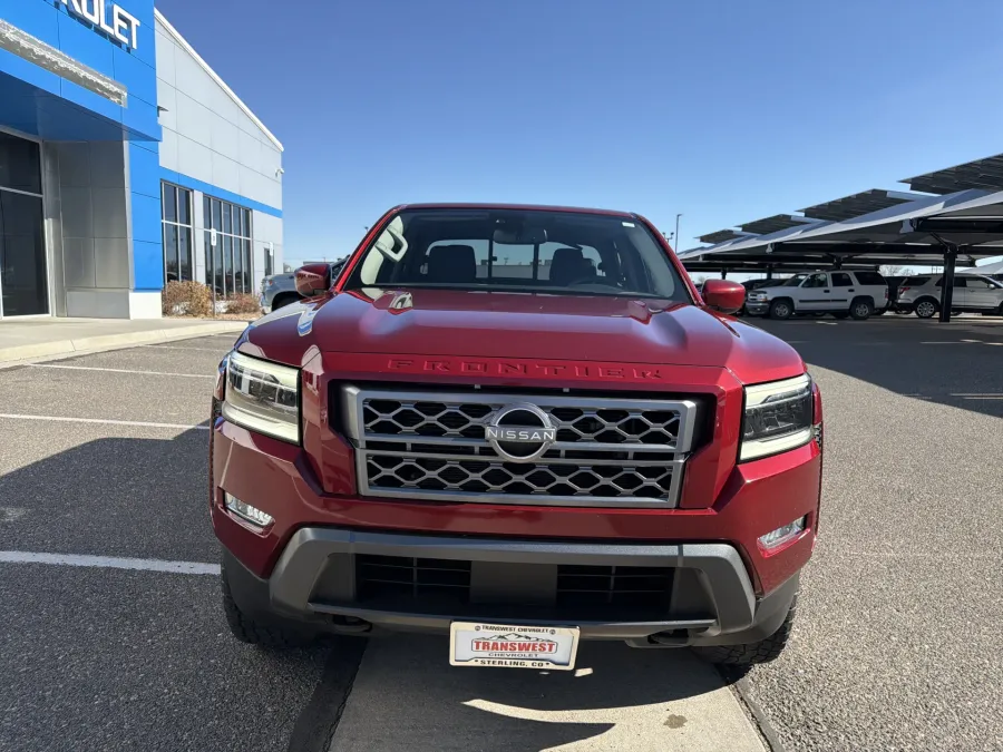 2022 Nissan Frontier SV | Photo 7 of 21