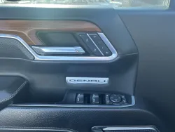 2023 GMC Sierra 1500 Denali | Thumbnail Photo 12 of 22
