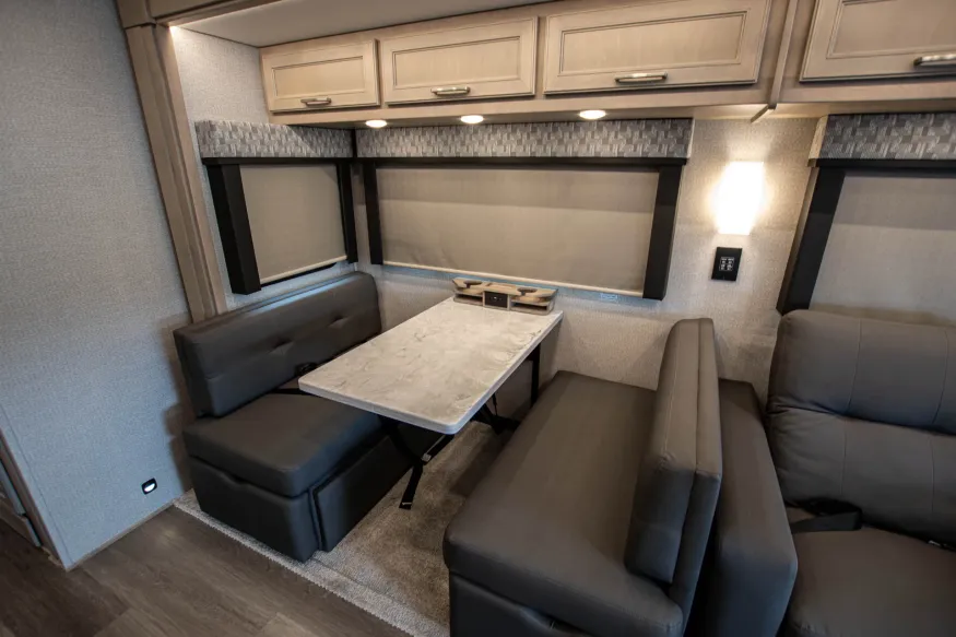 2026 Renegade Verona 36VSB | Photo 19 of 25